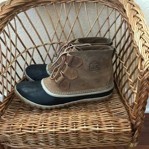 Sorel Out and About booties